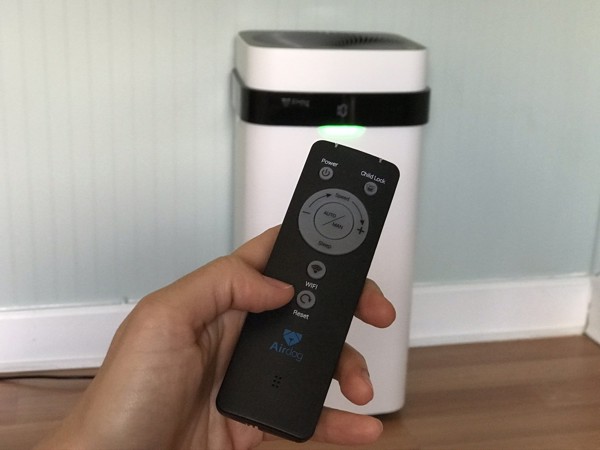 Có thể điều khiển Airdog bằng remote hoặc App thông minh