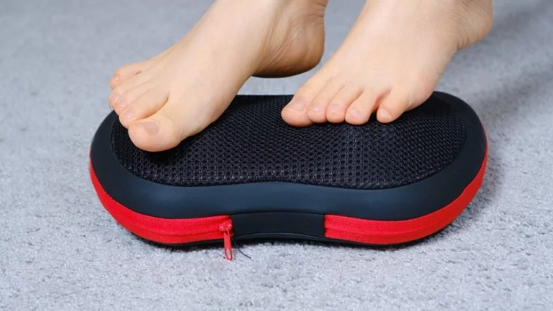 Gối massage nào tốt, đáng mua nhất trong năm 2025? 9 Gối massage hỗ trợ hạn chế đau nhức, mỏi cơ, cải thiện tuần hoàn máu