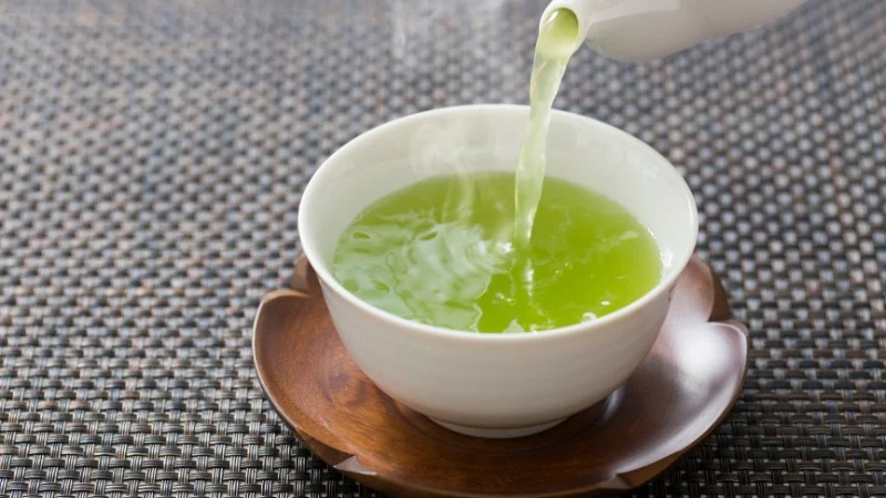Đuổi gián trong tủ quần áo với 12 cách vô cùng đơn giản 34 Bằng trà xanh