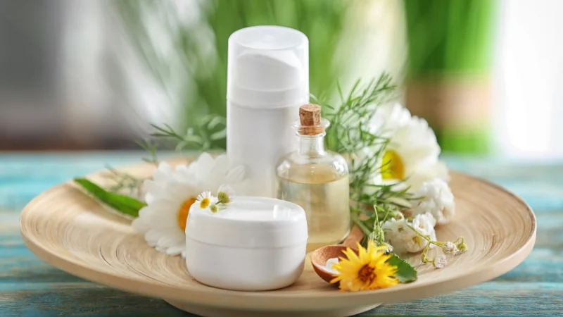 Dầu dừa được ứng dụng phổ biến trong làm đẹp