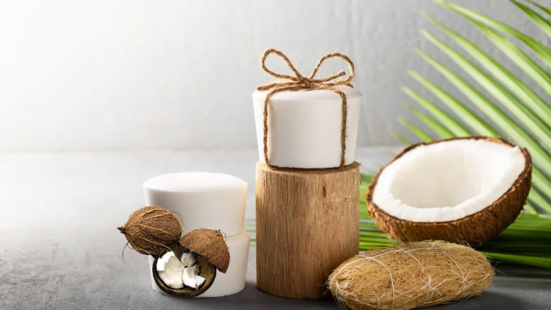 Làm xà phòng từ dầu dừa